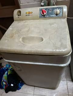 super asia washing machine in excellent and working condition