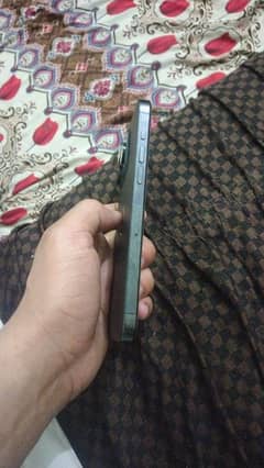 slightly use phone for sale feel free toh contact