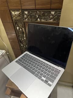 Macbook air M1 2020