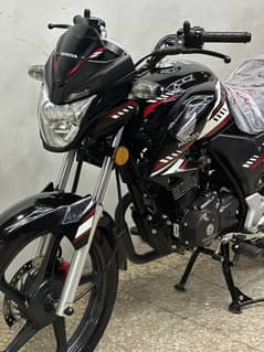 Honda cb150f 2025 model ( low millage )