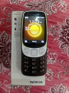 Nokia 3210 4G LTE Mobile new Mobile just Box open one year warranty