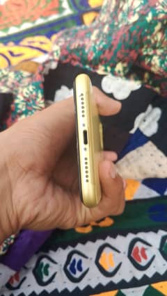 Sell the mobile phone