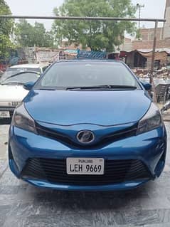 Toyota Vitz 2019 total genuine very good car