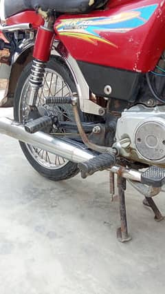 pesy ki zarurat hai Kisi bhai ko bike leni he rabta