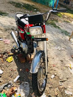 03/24/39/41/404 only WhatsApp on Honda CG 125 for sale