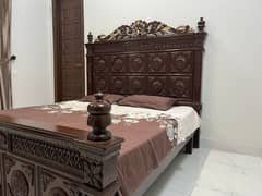 Chinioti Bed with Matress and Side Tables
