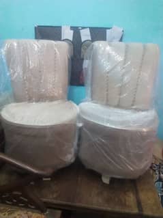 new stylish chairs