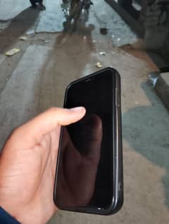 iPhone 11 lush condition non pta with original box and charger