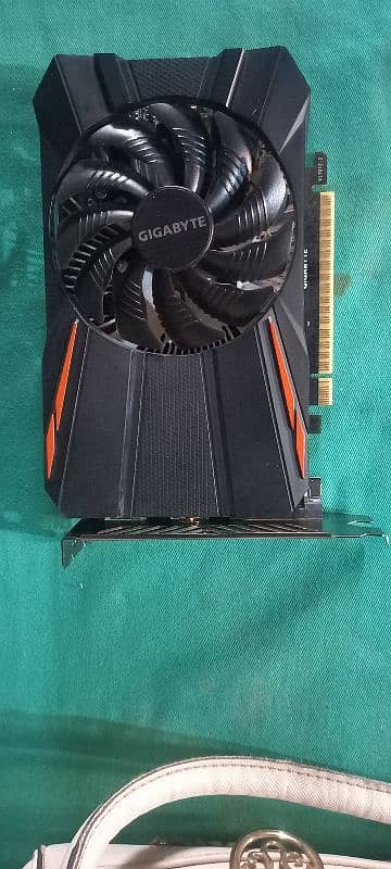 gigabyte 2