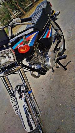 Honda CG 125cc bike for sale WhatsApp 03308320214