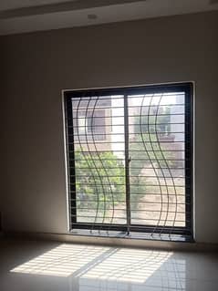 3.5marla upper portion available for rent in jubilee town Lahore