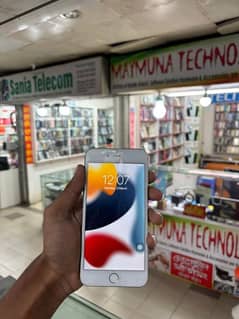 iPhone 6s Plus 128gb my WhatsApp number 03250226756