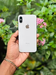 iPhone x 256 GB my WhatsApp number 03250226756
