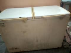 Dawlance freezer 10by 8 condition original