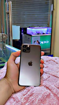 I phone 11 pro PTA Approved 256