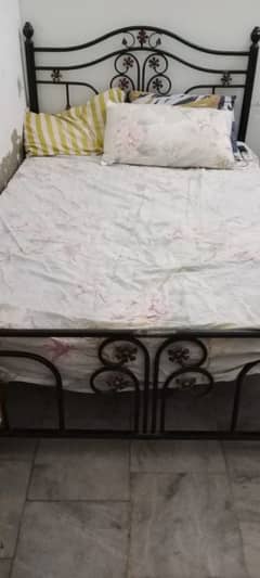 without metar 1 bed for sell