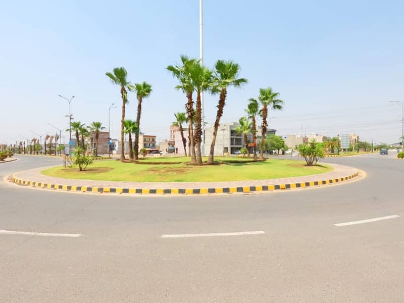 Become Owner Of Your Prime Location Residential Plot Today Which Is Centrally Located In Central Park - Block A1 In Lahore 2