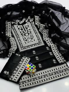 3 pcs unstiched embroidered lown suit