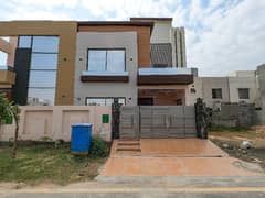 Facing Park Owner Build Solid House 4 Sale