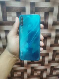 Huawei y6p 64GB Room