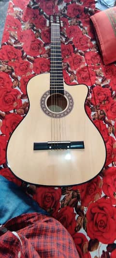 ACOUSTIC GUITAR FOR SALE