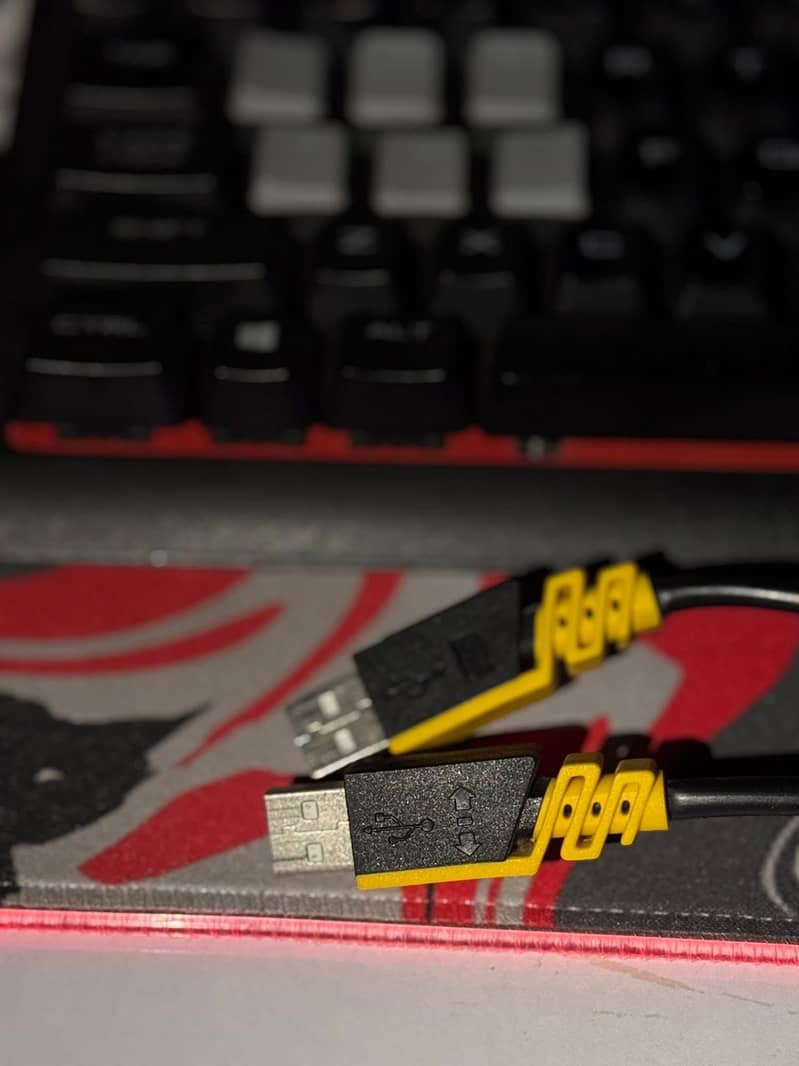 Corsair Strafe Keyboard With Box 9