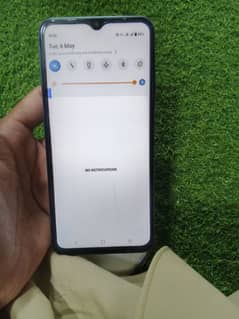 vivo y33s 8/128