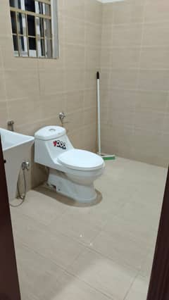Madina Heights For Office Fully Furnished 313 Sqft Commercial Studio Flat Lift Parking Near Jinnah Hospital For Rent Send Message On My WhatsApp & I Will Send Pics & Video