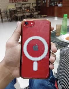 iphone se2020 64gb factory unlocked Condition excellent battery 86
