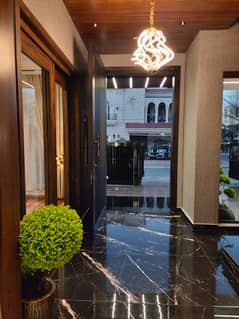 Ready To rent A House 10 Marla In Bahria Town - Sector E Lahore