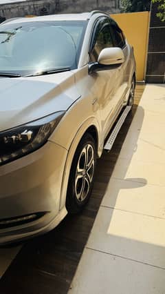 Honda Vezel Z