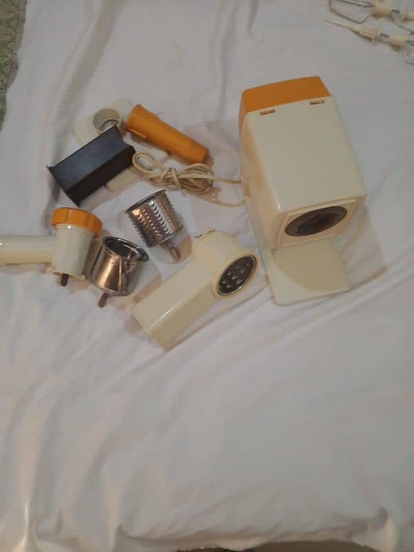 Meat mincer and vagetable slicer,crusher 3