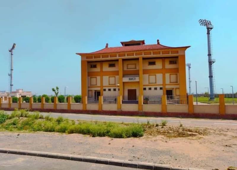 LDA City LAHORE 5 Marla Plot For Sale C Block Possession Plot 2