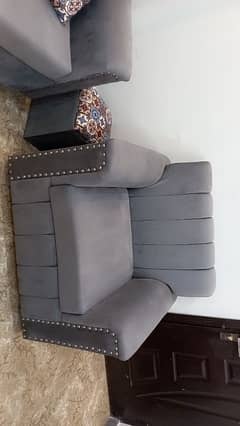 5 seater new sofa