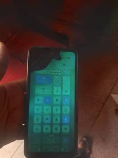 8/ 128 GB