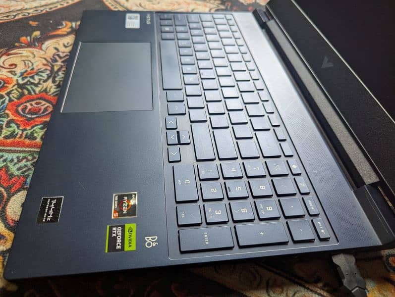 HP Victus 15 - RYZEN 7535HS 3.30 GHz RTX 2050 (4GB) 2