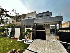 10 MARLA OWNER BUILD DOUBLE UNIT MODERN BUNGALOW FOR SALE IN PHASE 5