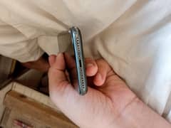 Apple iPhone 7 pta approvd fingar not warking and battry chang