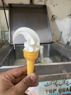 Ice cone machine