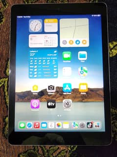 Apple ipad 6th generation 17.7. 6 version for sale