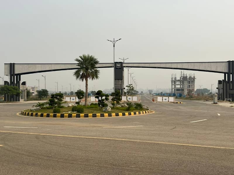 PHASE-8 BLOCK Z3 PLOT NEAR TO 714 PRICE ONLY 47 LAC CARPET ROAD 1