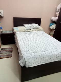 Single Bed with Side Table (without Matress)