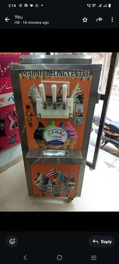 con ice cream machine
