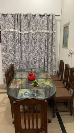 Oakwood Dining Table