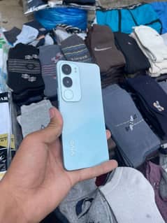 vivo y19s 4/128gb box charge all ok 10/10