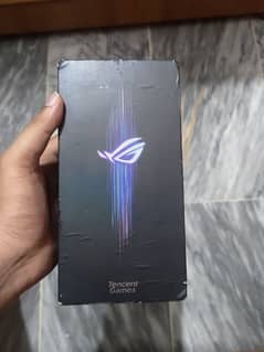 ASUS ROG 3 PTA APPR 12GB RAM 128GB STORAGE 144HZ AMOLED Back RGB light