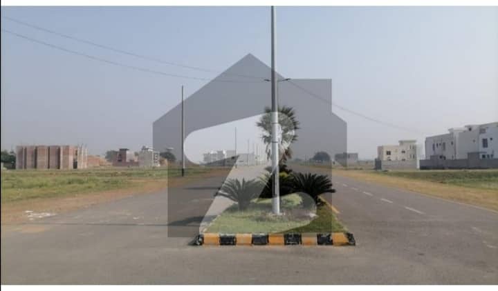 Get An Attractive Prime Location Residential Plot In Gujranwala Under Rs. 13500000 4