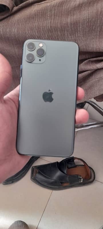 iphone 11 pro max pta 256 gb scratch less condition with box 2