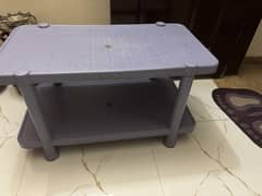 Plastic table