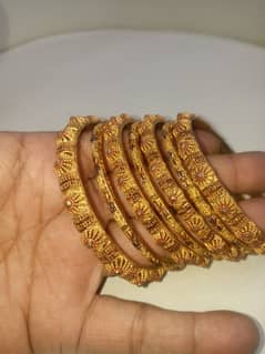 7 piece set with laquar on